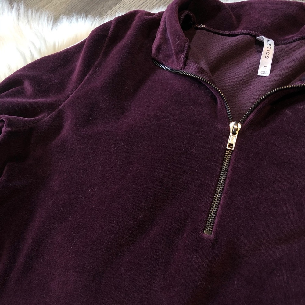 Fabletics Crewneck - image 6